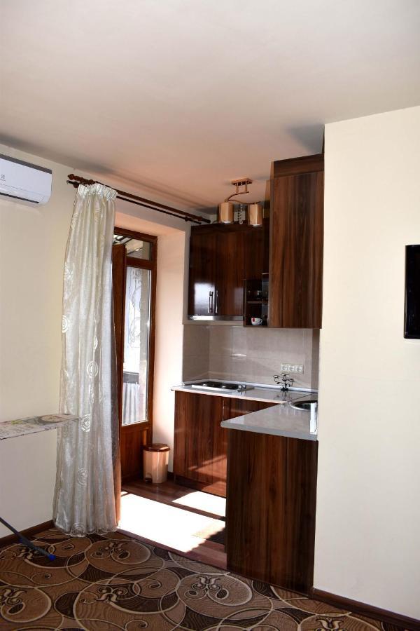 Apartamento Напротив Спортивно-Концертного Комплекса Ereván Exterior foto