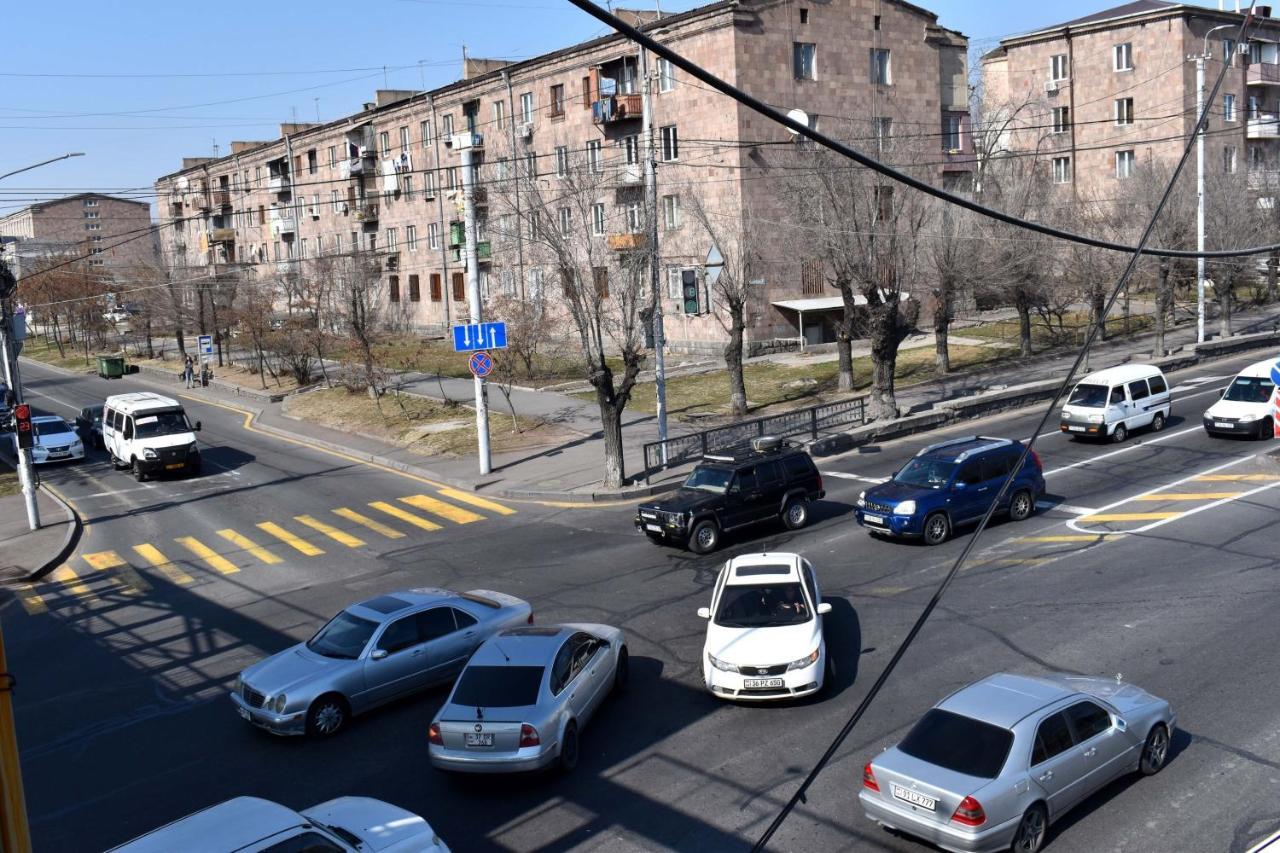 Apartamento Напротив Спортивно-Концертного Комплекса Ereván Exterior foto